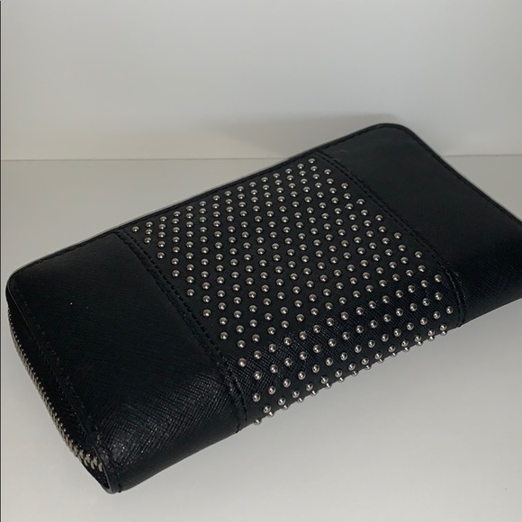 Michael Kors Wrislet - Picture 3 of 5